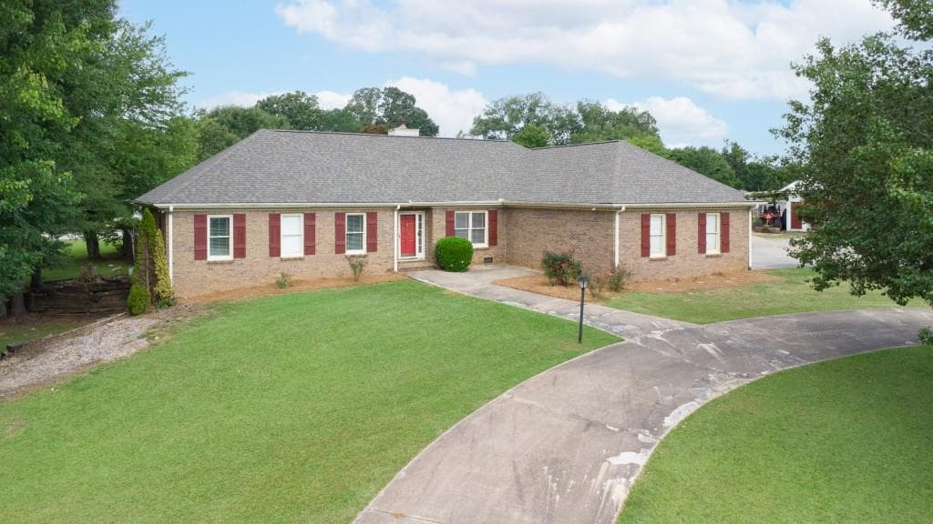 4 bedroom, 4 bathroom, 2,539 sq ft home for sale at 7525 Blacks Mill Road, Dawsonville, GA