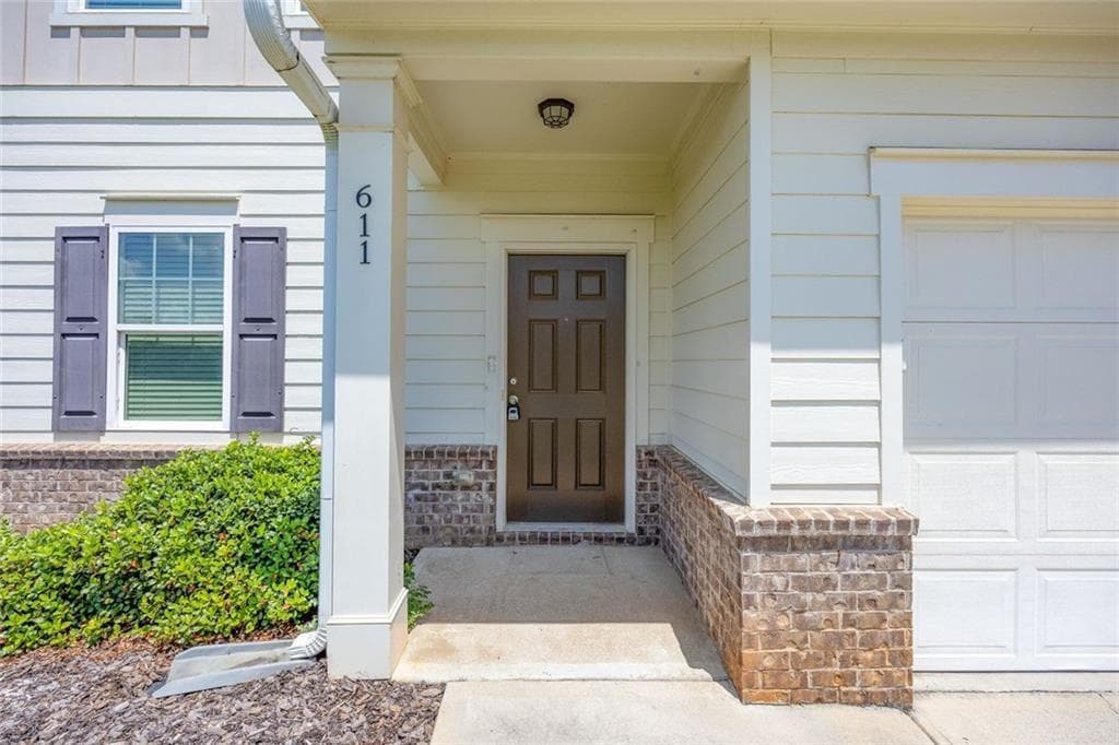 4 bedroom, 3 bathroom, 2,132 sq ft single family residence for sale at 611 NW Revenna Way, Cartersville, GA 30120 — photo 3
