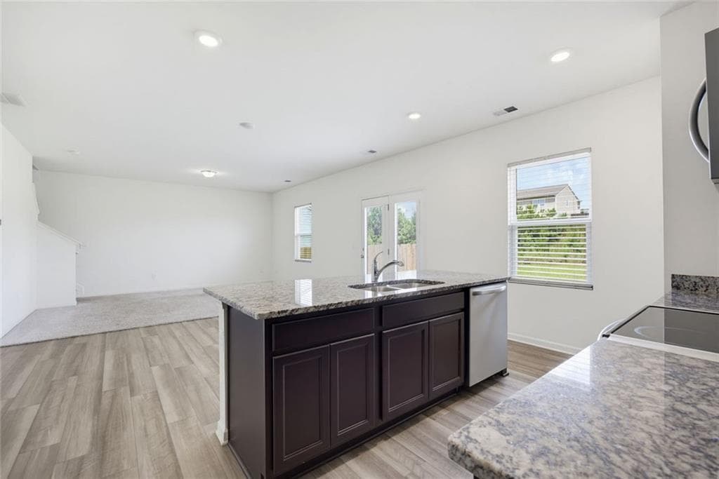 4 bedroom, 3 bathroom, 2,132 sq ft single family residence for sale at 611 NW Revenna Way, Cartersville, GA 30120 — photo 10