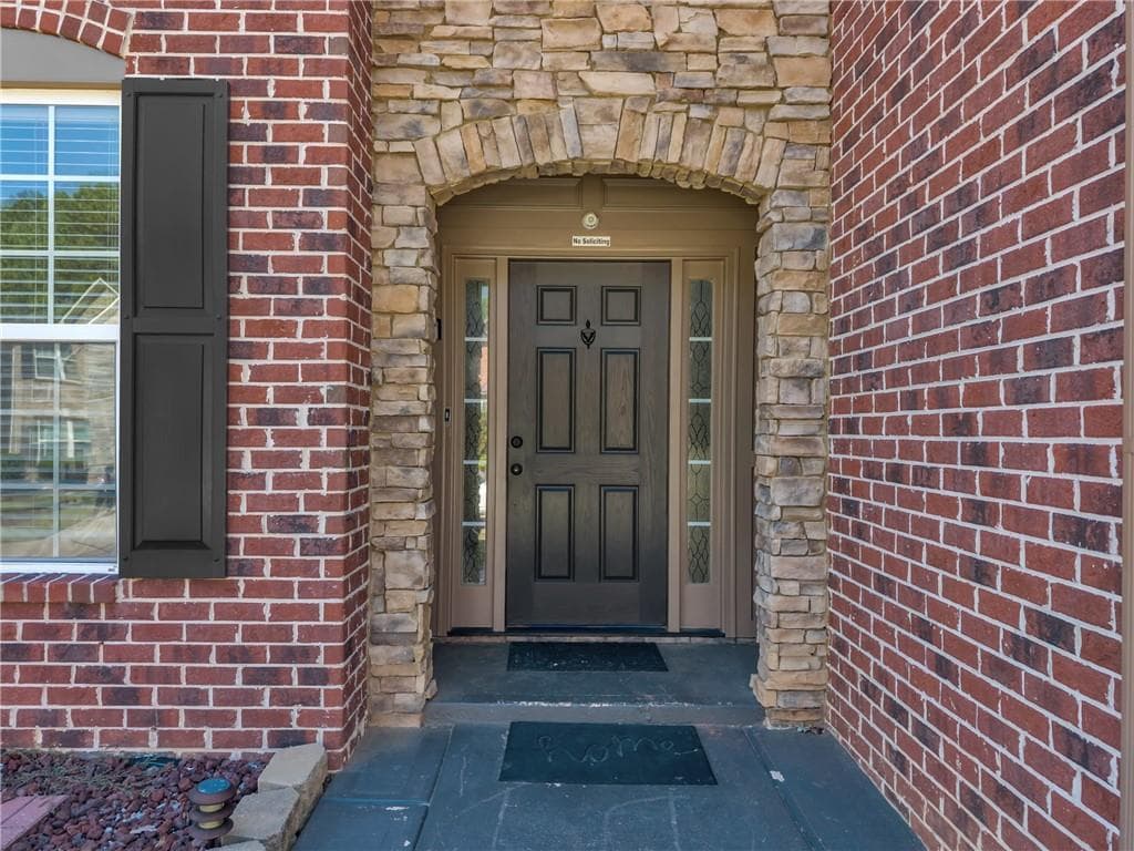 4 bedroom, 3 bathroom, 2,609 sq ft single family residence for sale at 1163 Simonton Hill Court, Lawrenceville, GA 30045 — photo 4