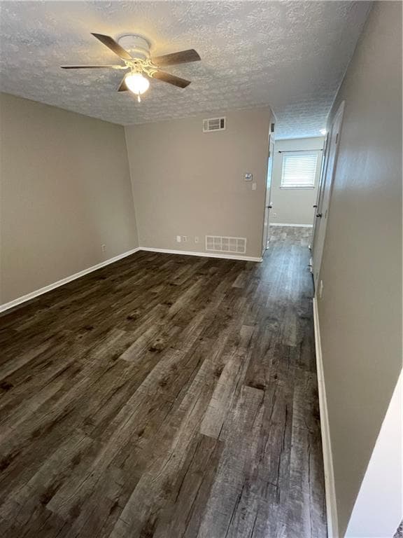 2 bedroom, 2 bathroom, 928 sq ft condominium for sale at 1235 Riverside Drive C1, Gainesville, GA 30501 — photo 10