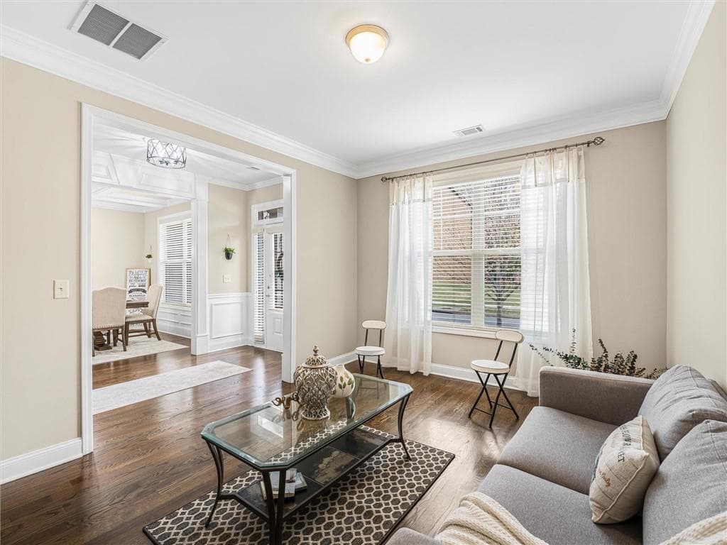 5 bedroom, 4 bathroom, 3,236 sq ft single family residence for sale at 2297 Roberts View Trail, Buford, GA 30519 — photo 7