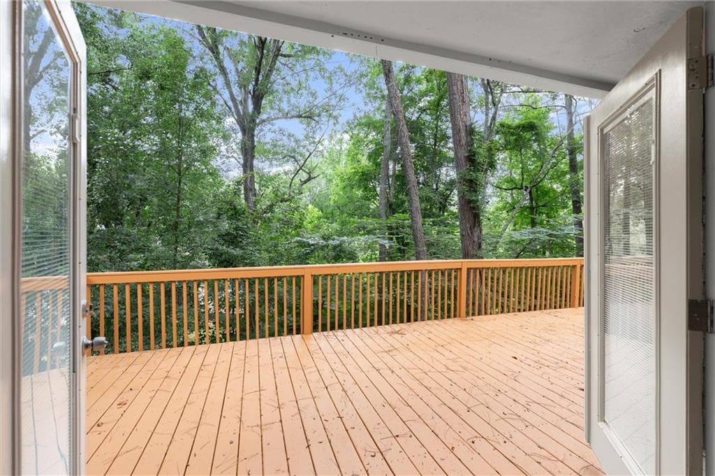 5 bedroom, 3 bathroom, 2,031 sq ft single family residence for sale at 1980 Clinton Place, Lawrenceville, GA 30043 — photo 3