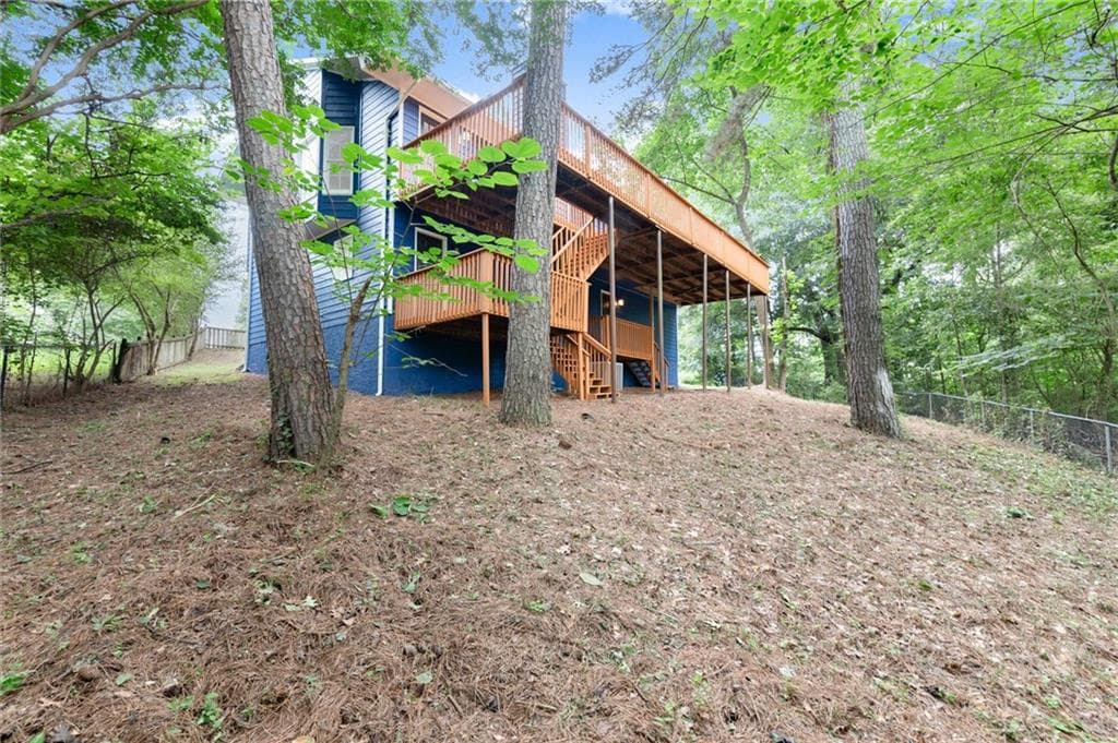 5 bedroom, 3 bathroom, 2,031 sq ft single family residence for sale at 1980 Clinton Place, Lawrenceville, GA 30043 — photo 7