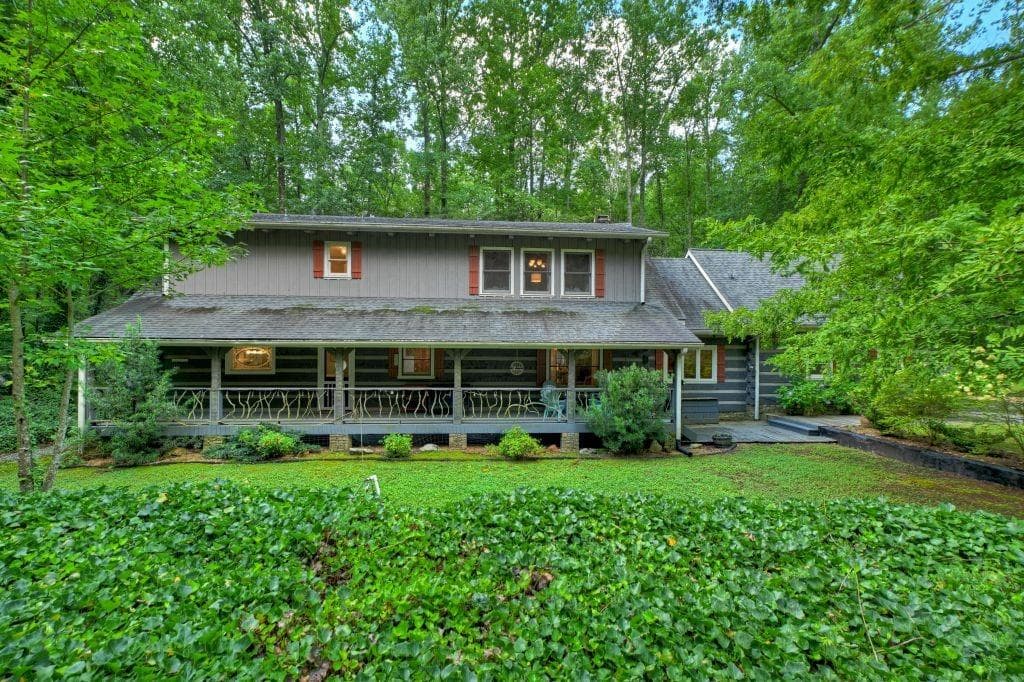 4 bedroom, 4 bathroom, 4,452 sq ft single family residence for sale at 606 Johntown Road, Ellijay, GA 30536 — photo 10