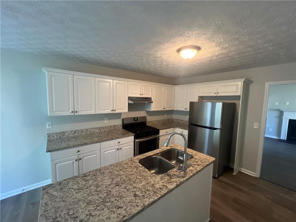 4 bedroom, 2 bathroom, 1,715 sq ft single family residence for sale at 35 Creekview Court, Covington, GA 30016 — photo 9