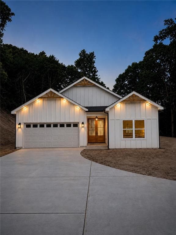 3 bedroom, 2 bathroom, 1,592 sq ft single family residence under contract at 4635 Perry Rd, Gainesville, GA 30506 — photo 2