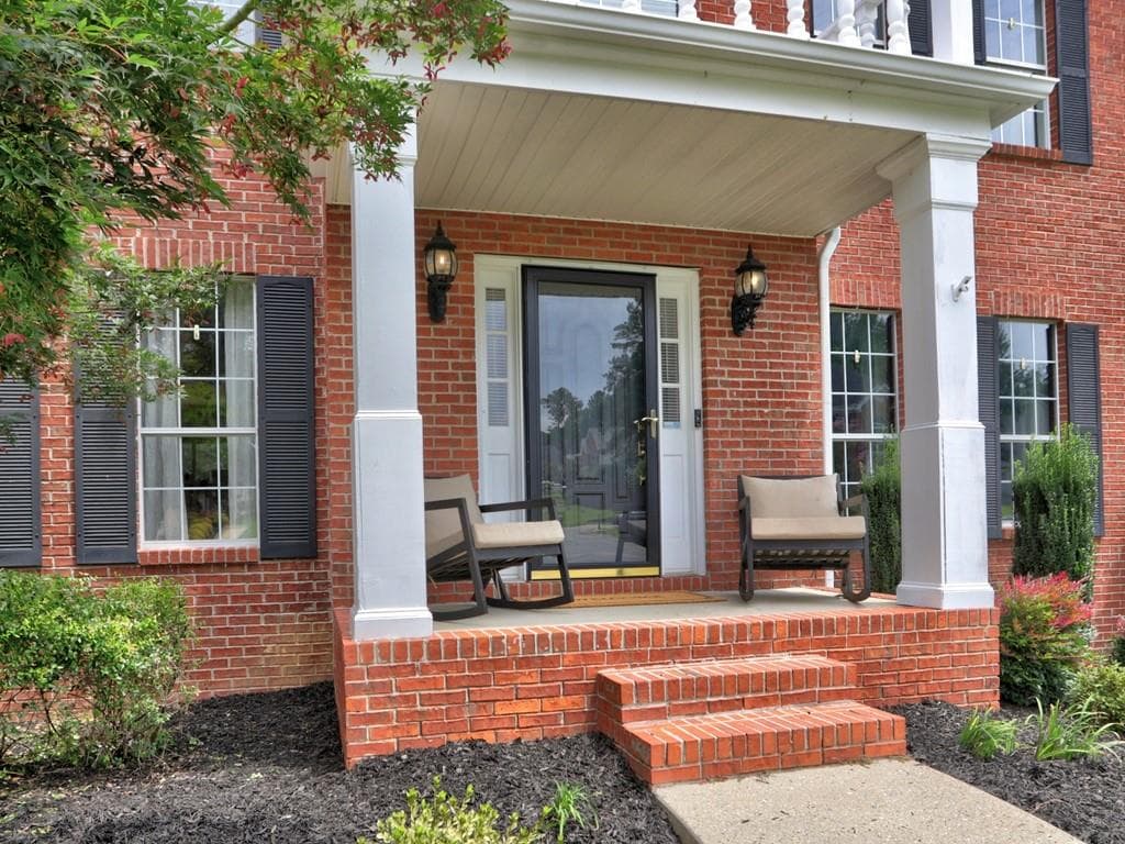 5 bedroom, 4 bathroom, 4,184 sq ft single family residence for sale at 2818 Penncross Drive, Marietta, GA 30064 — photo 5