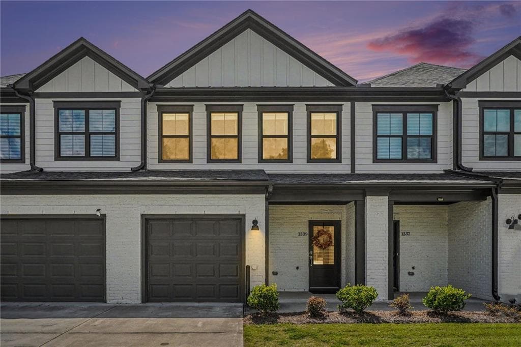 3 bedroom, 3 bathroom, 1,465 sq ft townhouse for sale at 1339 Parc Bench Road, Atlanta, GA 30316