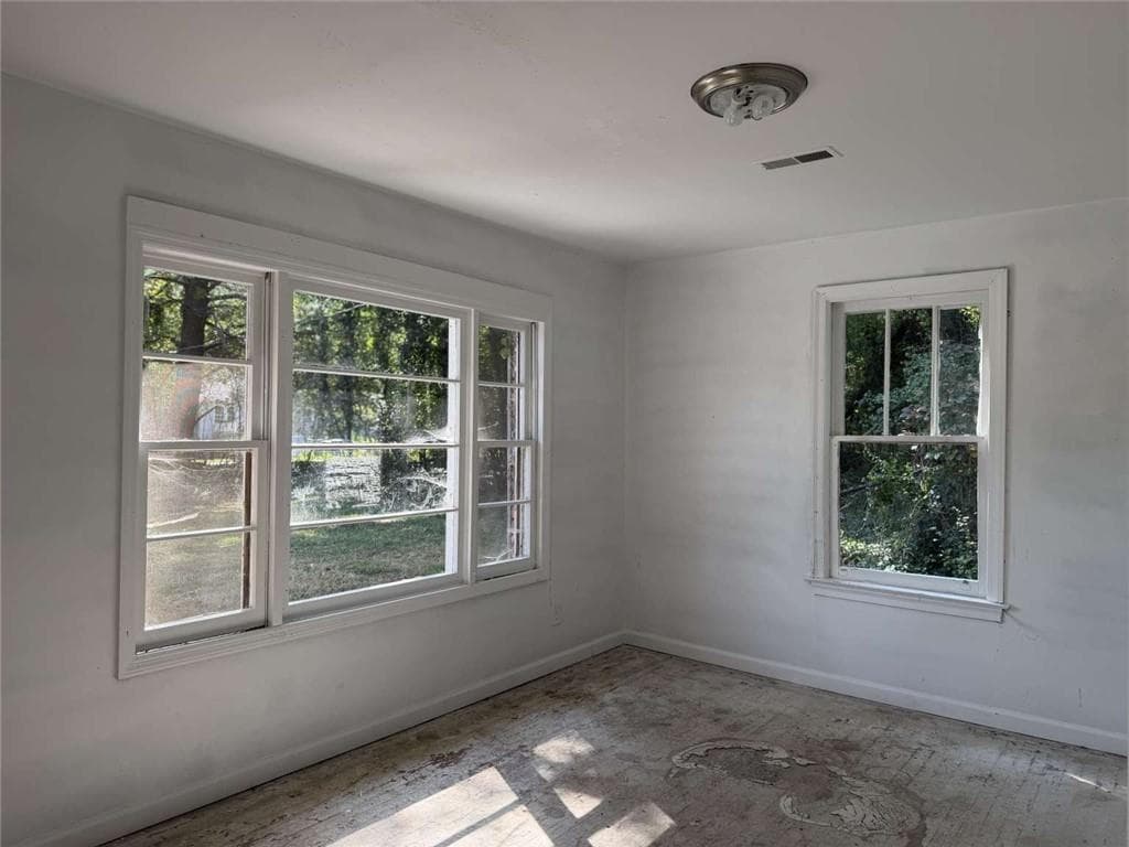 3 bedroom, 2 bathroom, 1,283 sq ft single family residence under contract at 53 Howell Drive, Atlanta, GA 30331 — photo 5