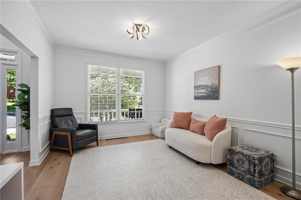 5 bedroom, 4 bathroom, 4,370 sq ft single family residence for sale at 2024 Gramercy Circle, Atlanta, GA 30341 — photo 9