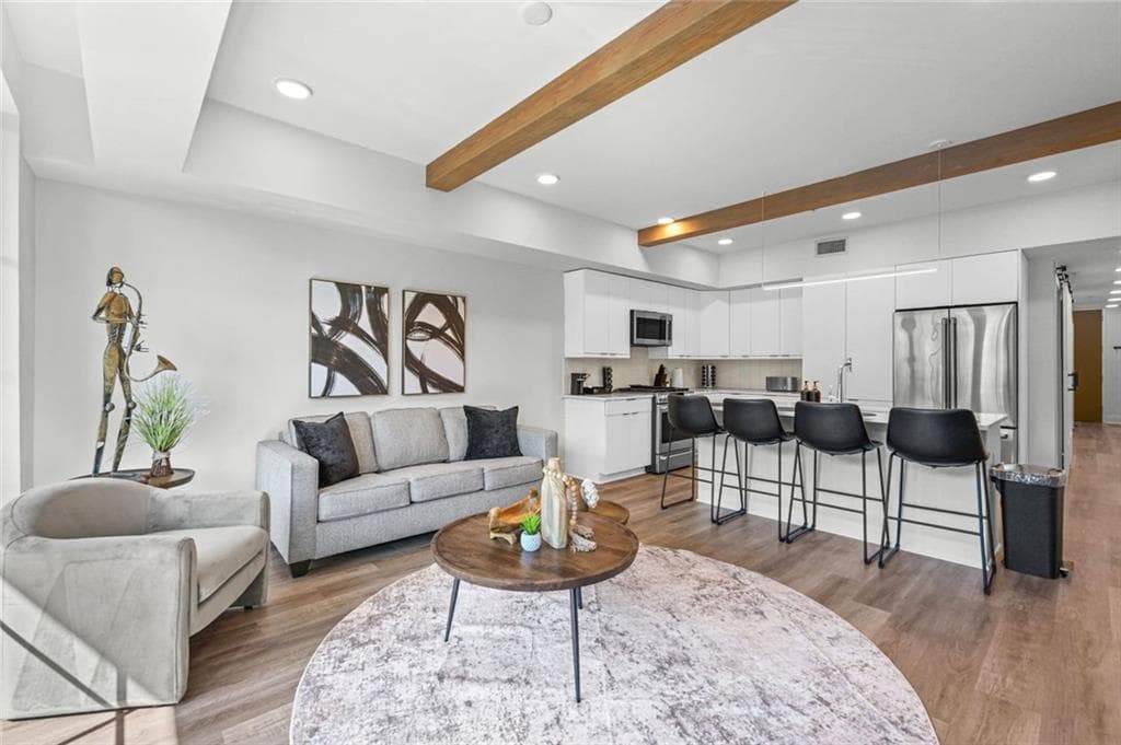 1 bedroom, 1 bathroom, 981 sq ft condominium for rent at 346 Peters Street 203, Atlanta, GA 30313 for $2,595 a month — photo 1 of 28