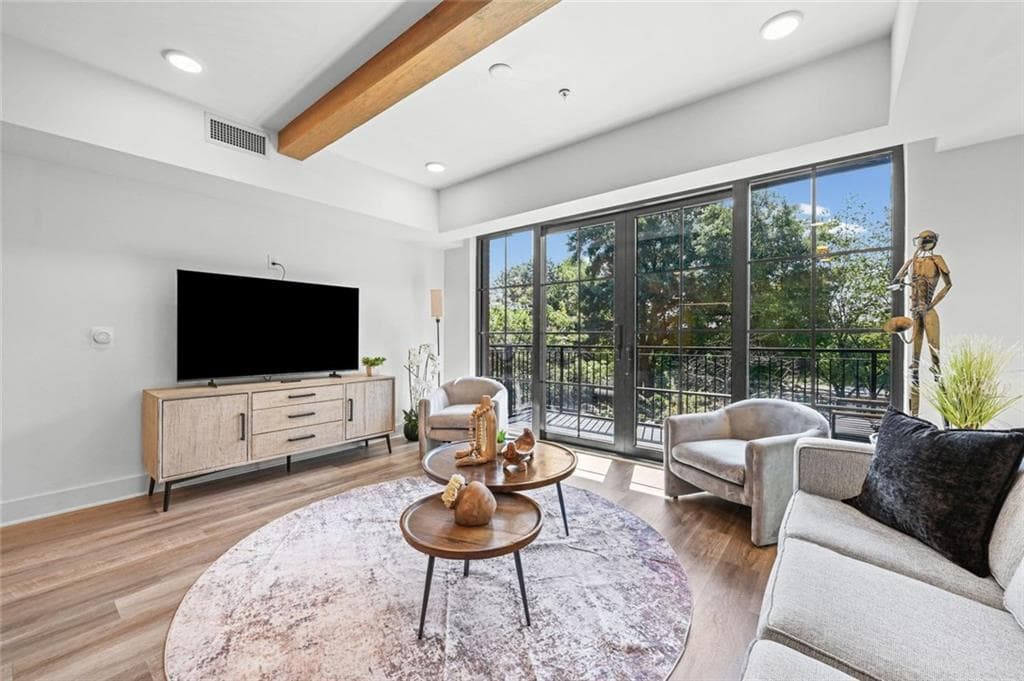 1 bedroom, 1 bathroom, 981 sq ft condominium for rent at 346 Peters Street 203, Atlanta, GA 30313 for $2,595 a month — photo 4