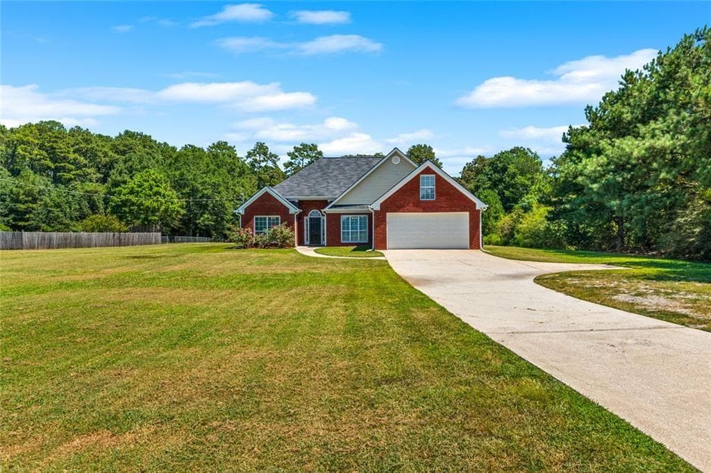 3 bedroom, 2 bathroom, 1,800 sq ft single family residence for sale at 493 Youth Jersey Road, Covington, GA 30014 — photo 2
