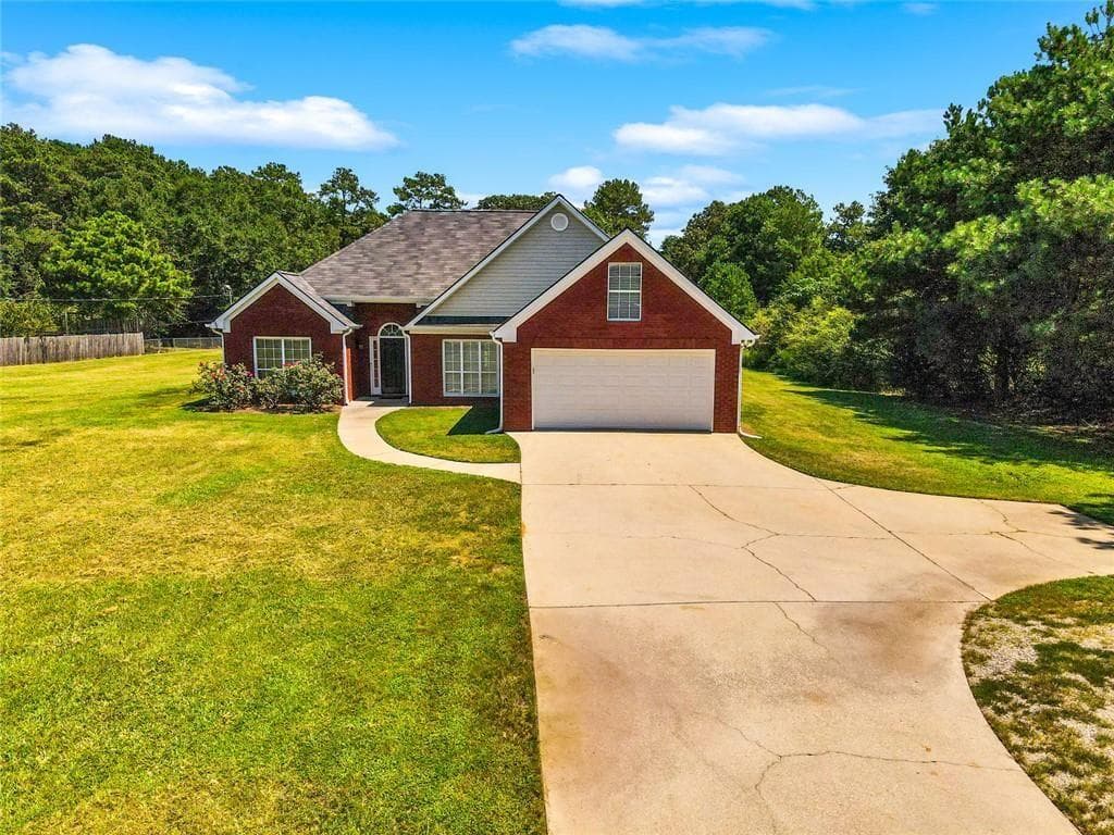 3 bedroom, 2 bathroom, 1,800 sq ft single family residence for sale at 493 Youth Jersey Road, Covington, GA 30014 — photo 6