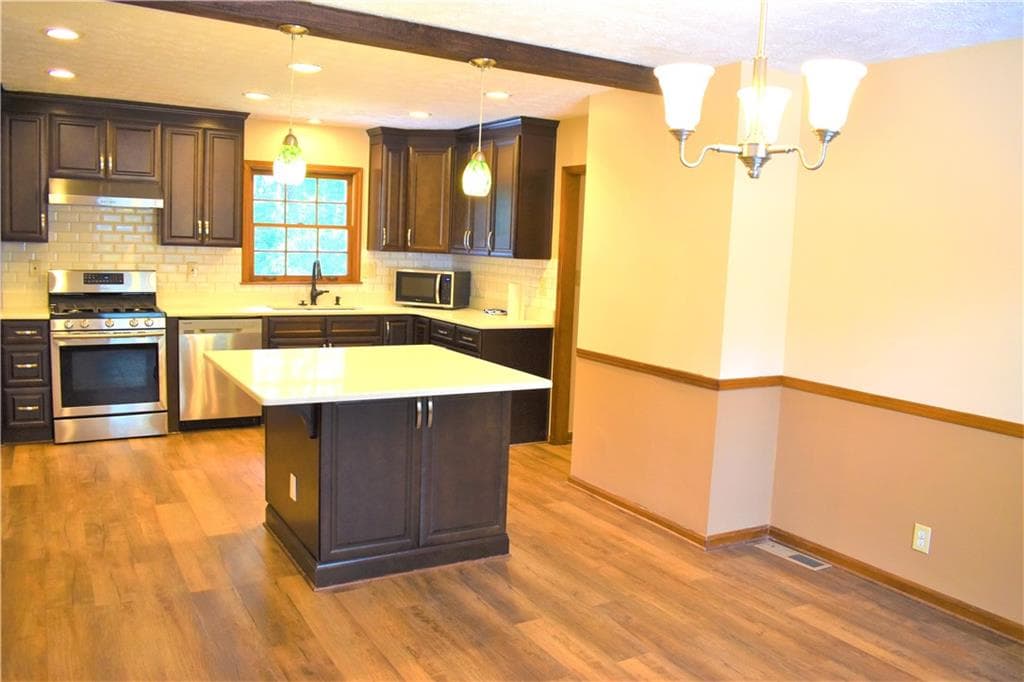 3 bedroom, 3 bathroom, 2,226 sq ft single family residence for rent at 2264 Post Oak Drive, Duluth, GA 30097 for $2,300 a month — photo 2