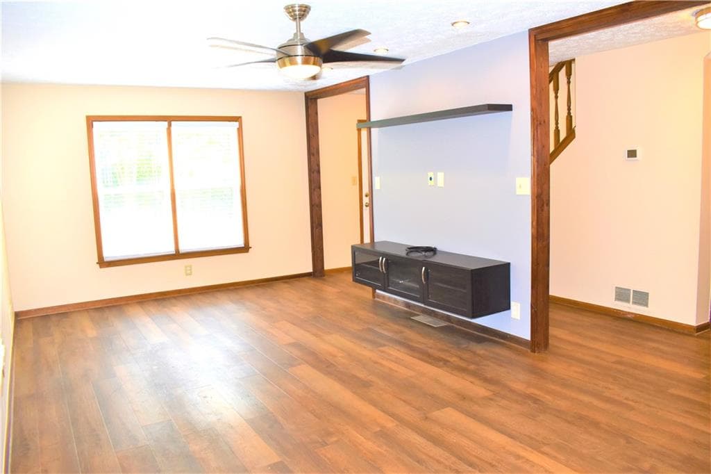 3 bedroom, 3 bathroom, 2,226 sq ft single family residence for rent at 2264 Post Oak Drive, Duluth, GA 30097 for $2,300 a month — photo 10