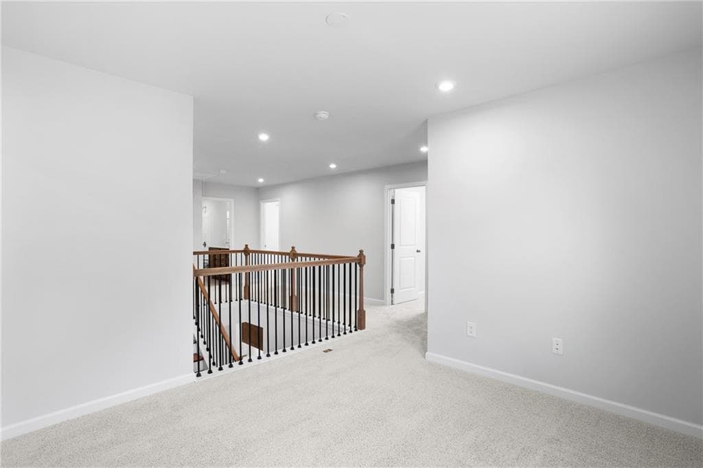 5 bedroom, 3 bathroom, 3,052 sq ft single family residence for sale at 632 Topsail Drive, Villa Rica, GA 30180 — photo 7
