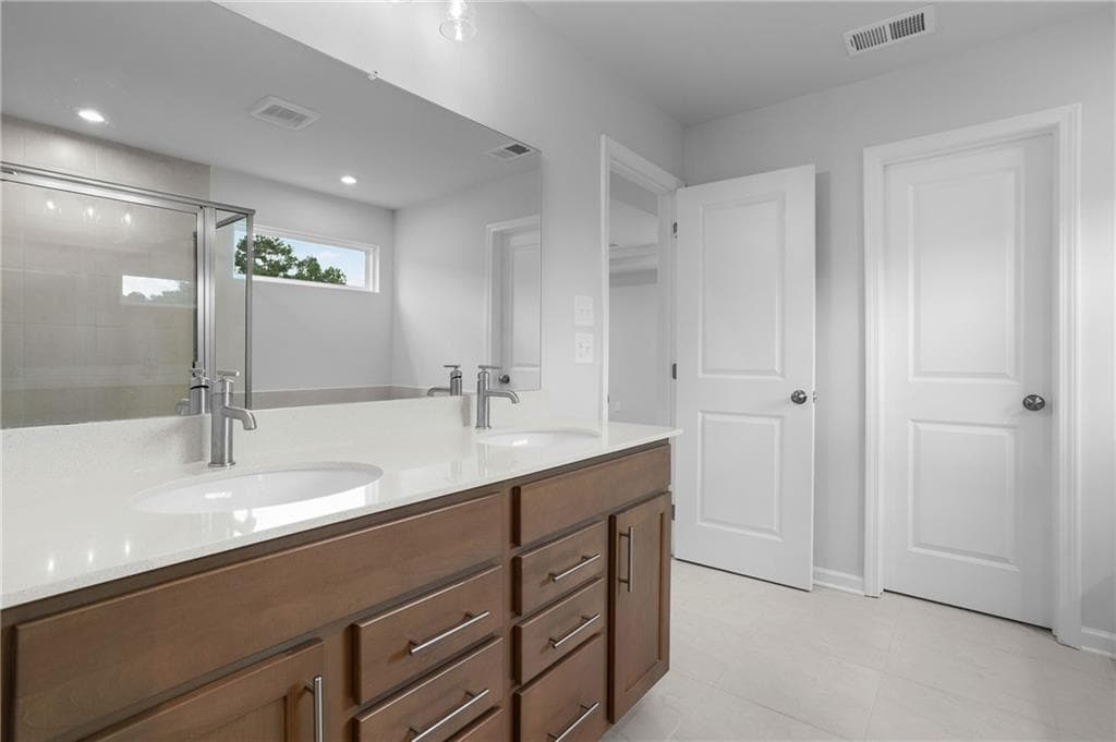 5 bedroom, 3 bathroom, 3,052 sq ft single family residence for sale at 632 Topsail Drive, Villa Rica, GA 30180 — photo 10