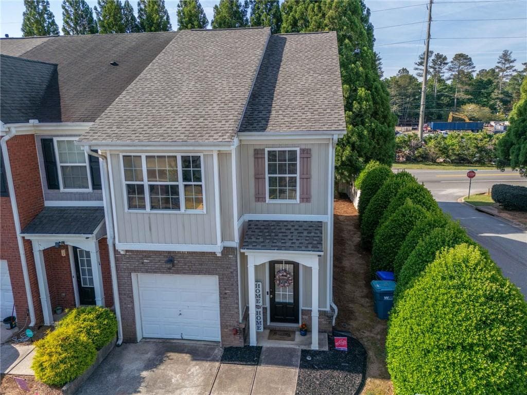 3 bedroom, 3 bathroom, 1,733 sq ft townhouse for sale at 4 Madaline Lane, Dawsonville, GA 30534 — photo 3