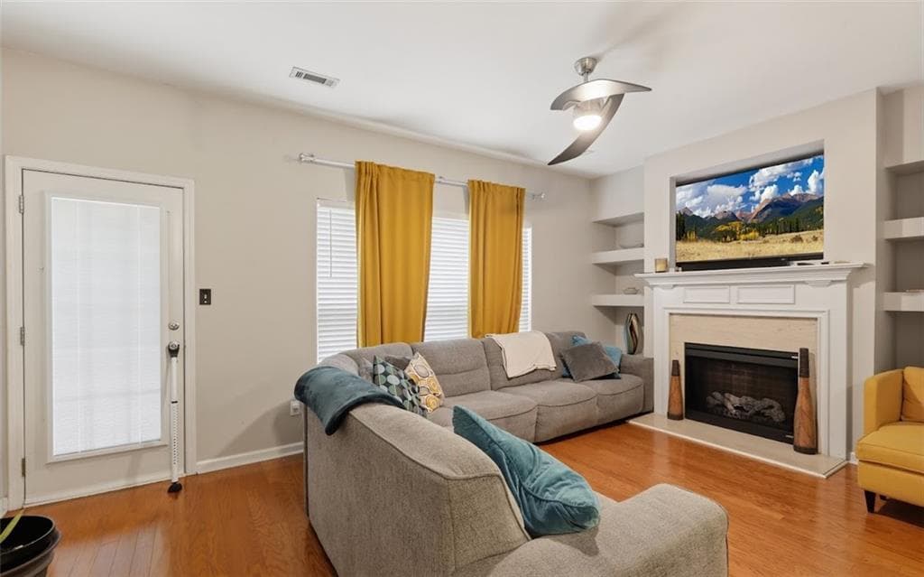 3 bedroom, 3 bathroom, 1,788 sq ft townhouse for sale at 4908 Sierra Way, South Fulton, GA 30349 — photo 6