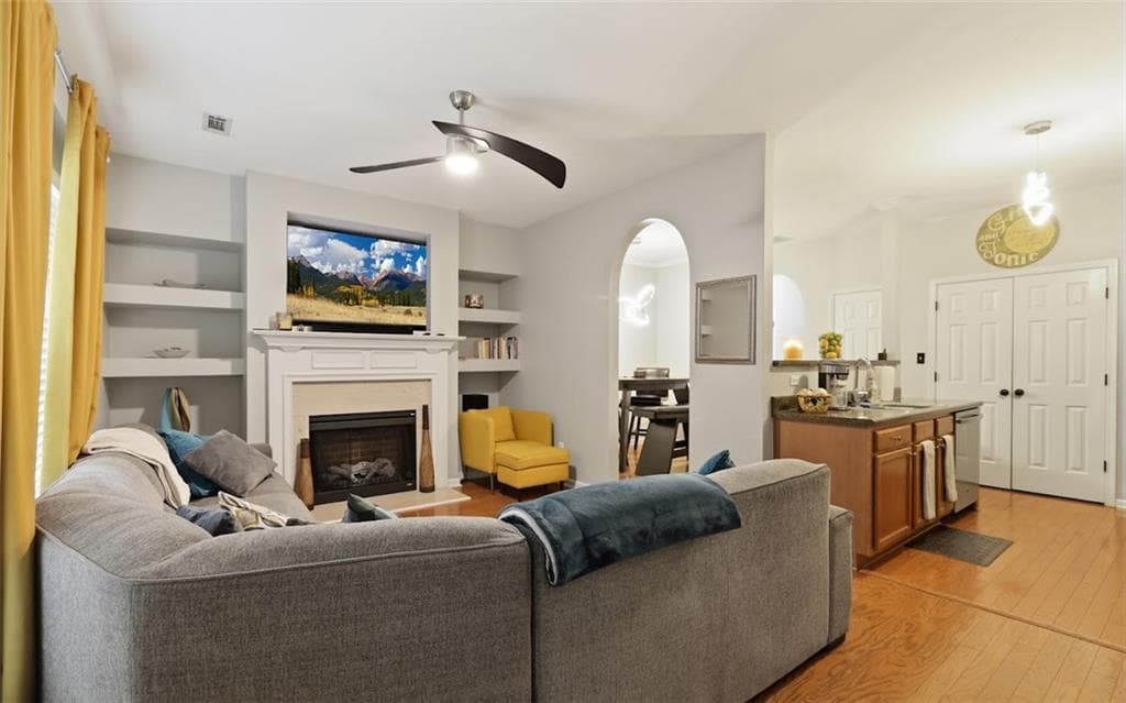 3 bedroom, 3 bathroom, 1,788 sq ft townhouse for sale at 4908 Sierra Way, South Fulton, GA 30349 — photo 8