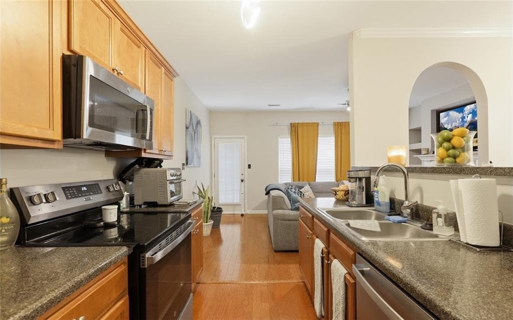 3 bedroom, 3 bathroom, 1,788 sq ft townhouse for sale at 4908 Sierra Way, South Fulton, GA 30349 — photo 10
