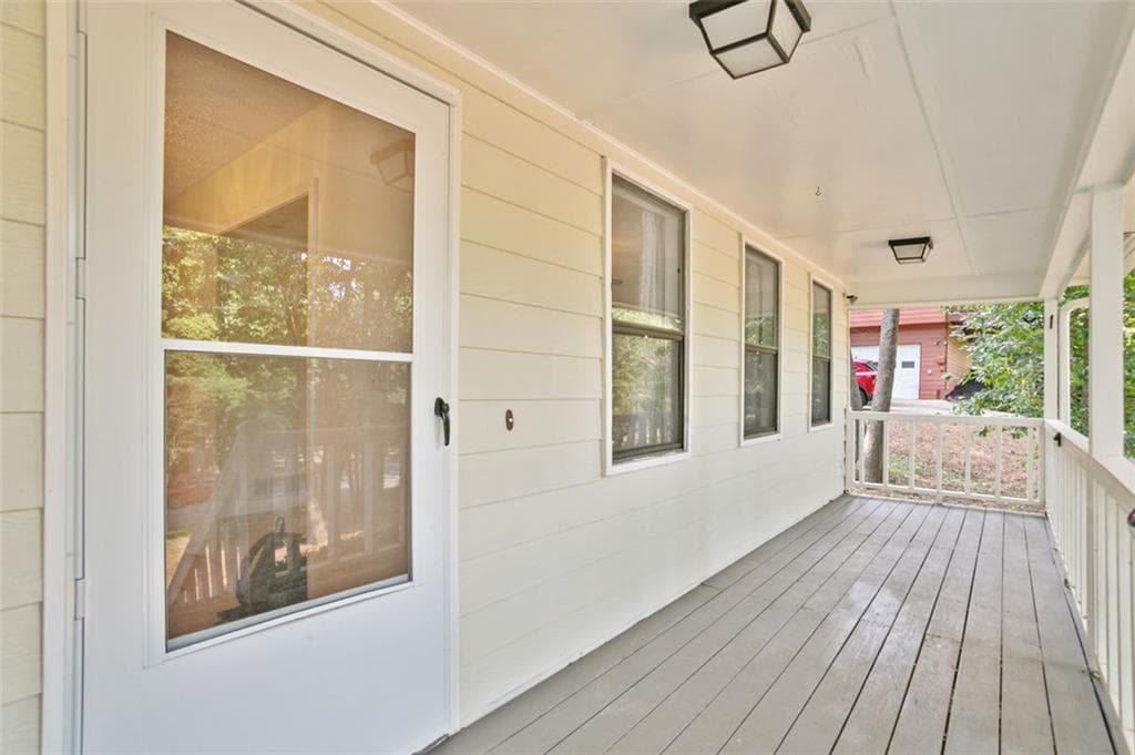 3 bedroom, 2 bathroom, 1,920 sq ft single family residence under contract at 33 Dalena Way, Dallas, GA 30157 — photo 5