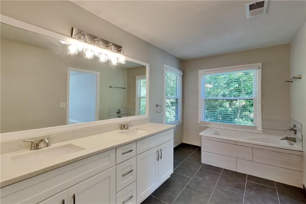 4 bedroom, 3 bathroom, 2,326 sq ft single family residence for rent at 2610 Loring Road, Kennesaw, GA 30152 for $2,600 a month — photo 9