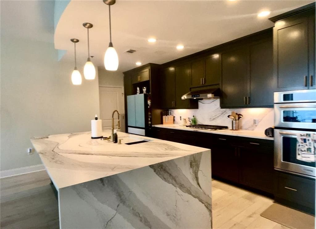 3 bedroom, 3 bathroom, 2,091 sq ft condominium for sale at 270 17th Street 3804, Atlanta, GA 30363 — photo 6