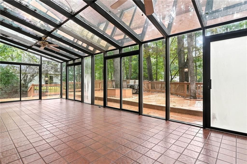 5 bedroom, 4 bathroom, 3,178 sq ft single family residence for sale at 412 Pebblestone Court, Marietta, GA 30067 — photo 6