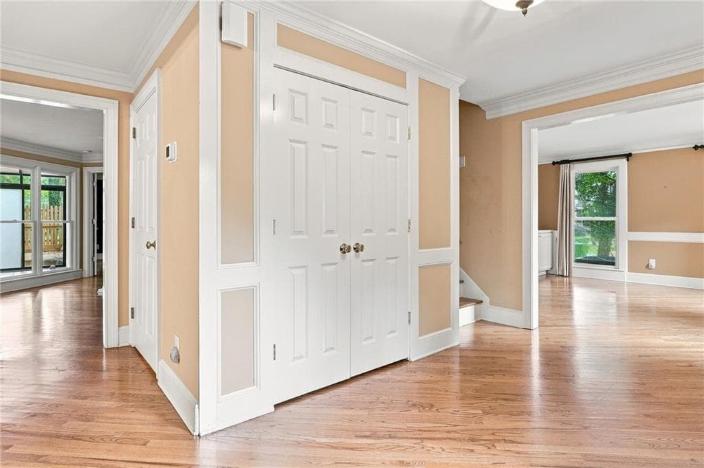 5 bedroom, 4 bathroom, 3,178 sq ft single family residence for sale at 412 Pebblestone Court, Marietta, GA 30067 — photo 9
