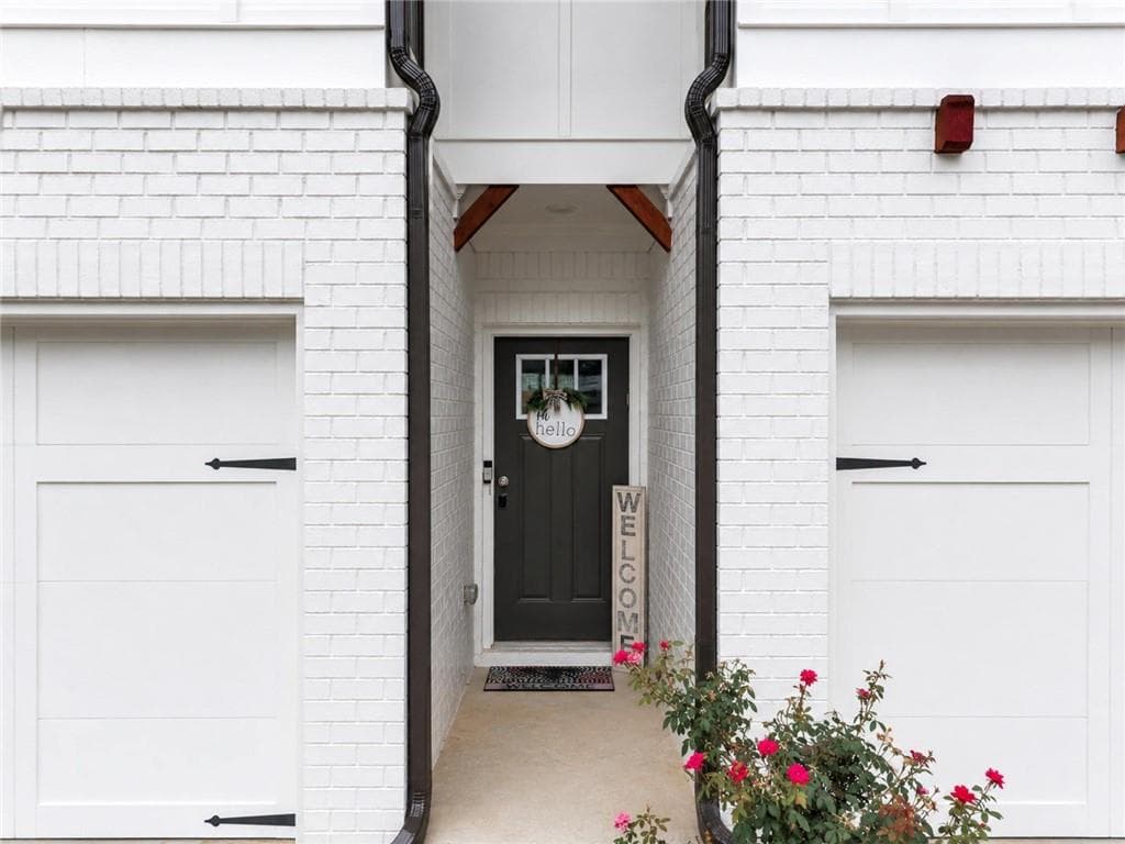 3 bedroom, 3 bathroom, 1,774 sq ft townhouse for sale at 234 Auburn Valley Way, Auburn, GA 30011 — photo 2