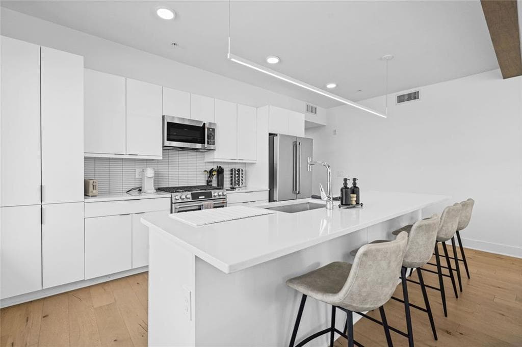 3 bedroom, 3 bathroom, 1,966 sq ft condominium for rent at 346 Peters Street 301, Atlanta, GA 30313 for $4,395 a month — photo 9