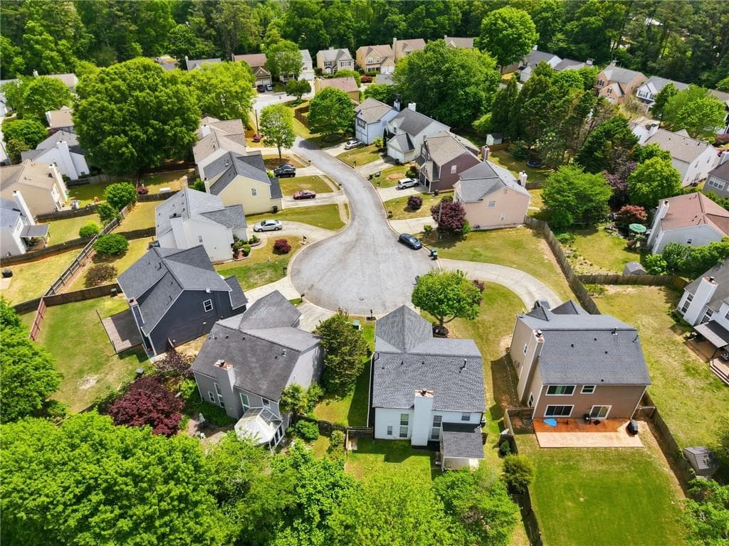 3 bedroom, 3 bathroom, 1,919 sq ft single family residence under contract at 2533 Boxbourne Court, Marietta, GA 30067 — photo 8