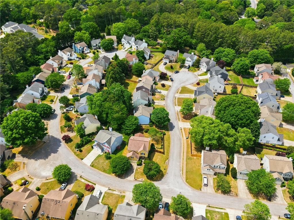 3 bedroom, 3 bathroom, 1,919 sq ft single family residence under contract at 2533 Boxbourne Court, Marietta, GA 30067 — photo 10