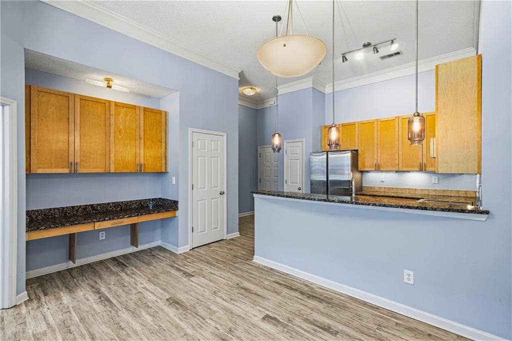 3 bedroom, 2 bathroom, 1,450 sq ft condominium for sale at 401 16th Street 1183, Atlanta, GA 30363 — photo 4