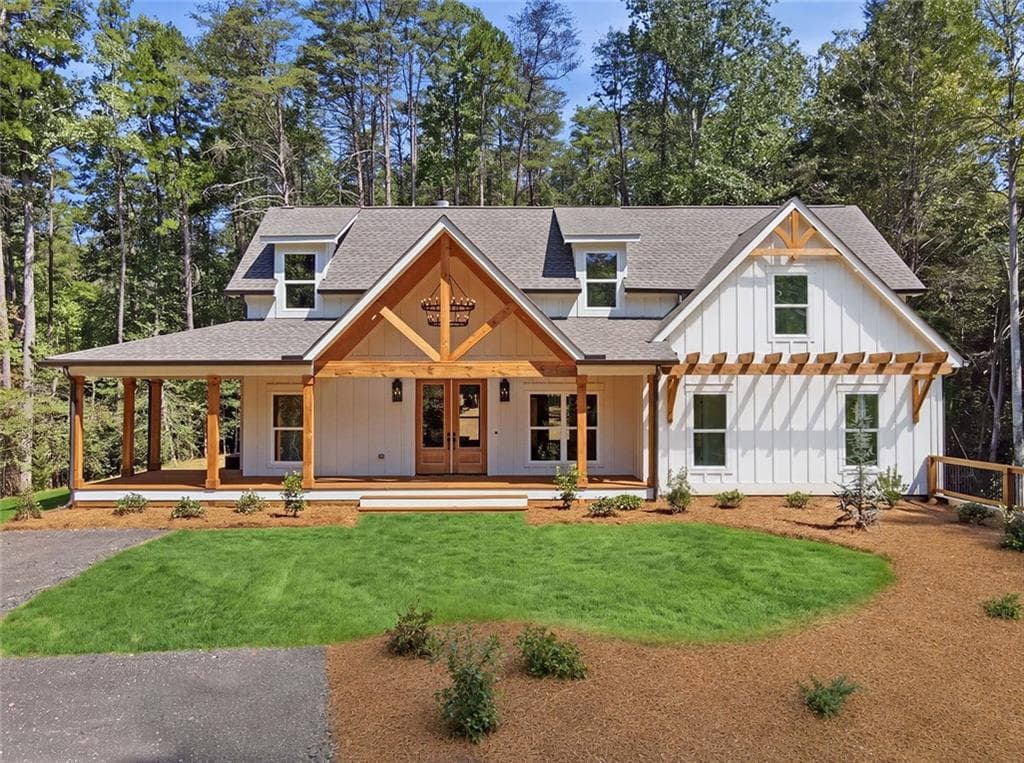 3 bedroom, 2 bathroom, 3,272 sq ft single family residence under contract at 300 Rainmore Drive, Dahlonega, GA 30533 — photo 8