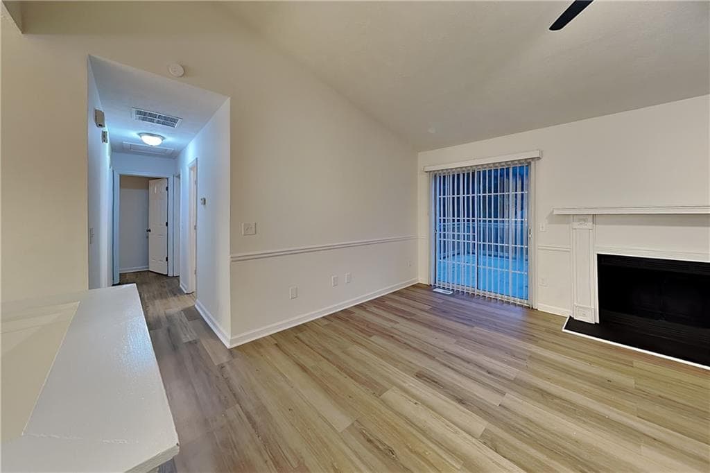 3 bedroom, 3 bathroom, 1,702 sq ft single family residence for rent at 1818 Crescent Hill Drive, Acworth, GA 30102 for $2,150 a month — photo 2