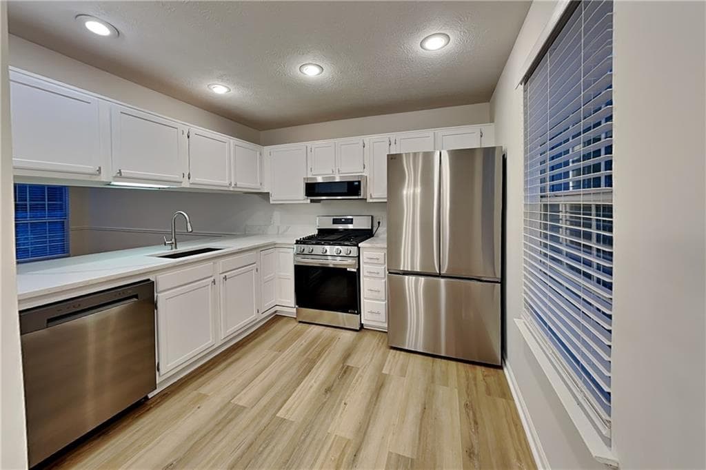 3 bedroom, 3 bathroom, 1,702 sq ft single family residence for rent at 1818 Crescent Hill Drive, Acworth, GA 30102 for $2,150 a month — photo 5
