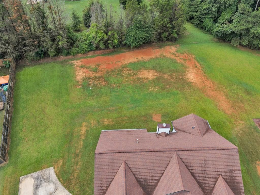 4 bedroom, 2 bathroom, 2,044 sq ft single family residence under contract at 1808 Francon Court, Conyers, GA 30094 — photo 8