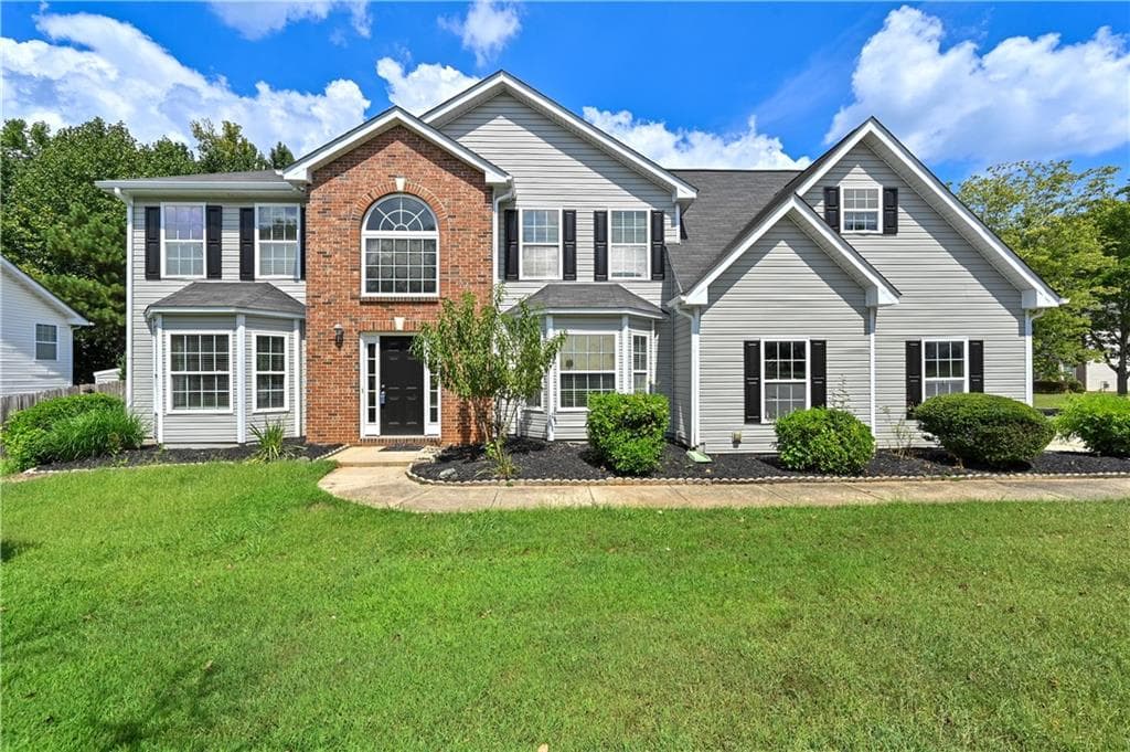 4 bedroom, 3 bathroom, 3,009 sq ft single family residence for sale at 4201 Ash Tree Street, Snellville, GA 30039 — photo 1 of 44