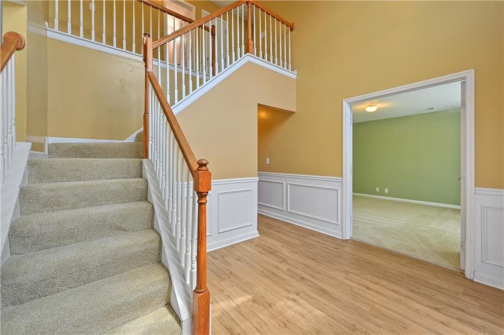 4 bedroom, 3 bathroom, 3,009 sq ft single family residence for sale at 4201 Ash Tree Street, Snellville, GA 30039 — photo 3