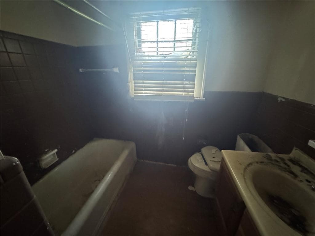 3 bedroom, 1 bathroom, 1,110 sq ft single family residence for sale at 1727 Eveline Avenue, Macon, GA 31204 — photo 6