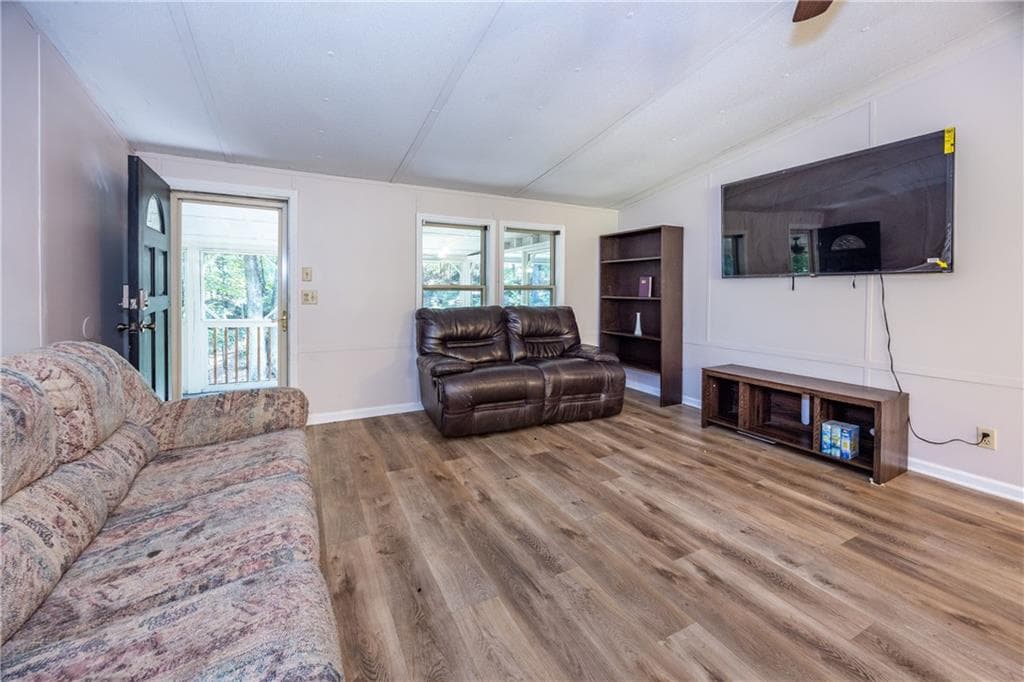 3 bedroom, 2 bathroom, 1,152 sq ft single family residence for sale at 2339 Salem Church Road, Jasper, GA 30143 — photo 3