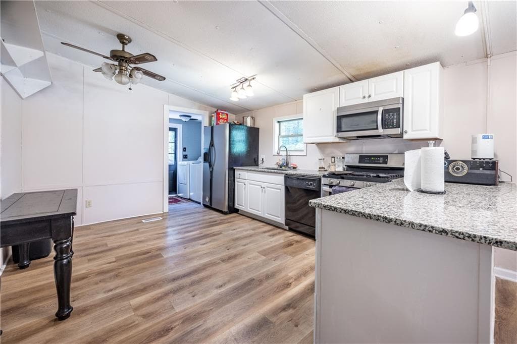 3 bedroom, 2 bathroom, 1,152 sq ft single family residence for sale at 2339 Salem Church Road, Jasper, GA 30143 — photo 8