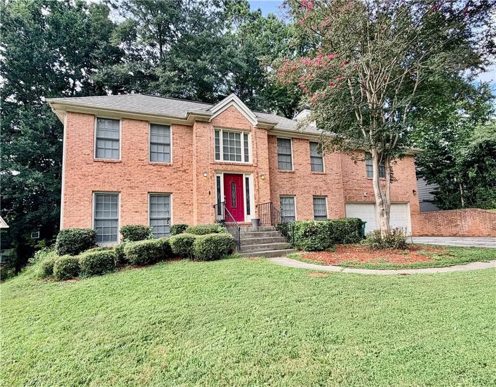 3 bedroom, 3 bathroom, 2,430 sq ft single family residence under contract at 595 Mountain Harbor, Stone Mountain, GA 30087