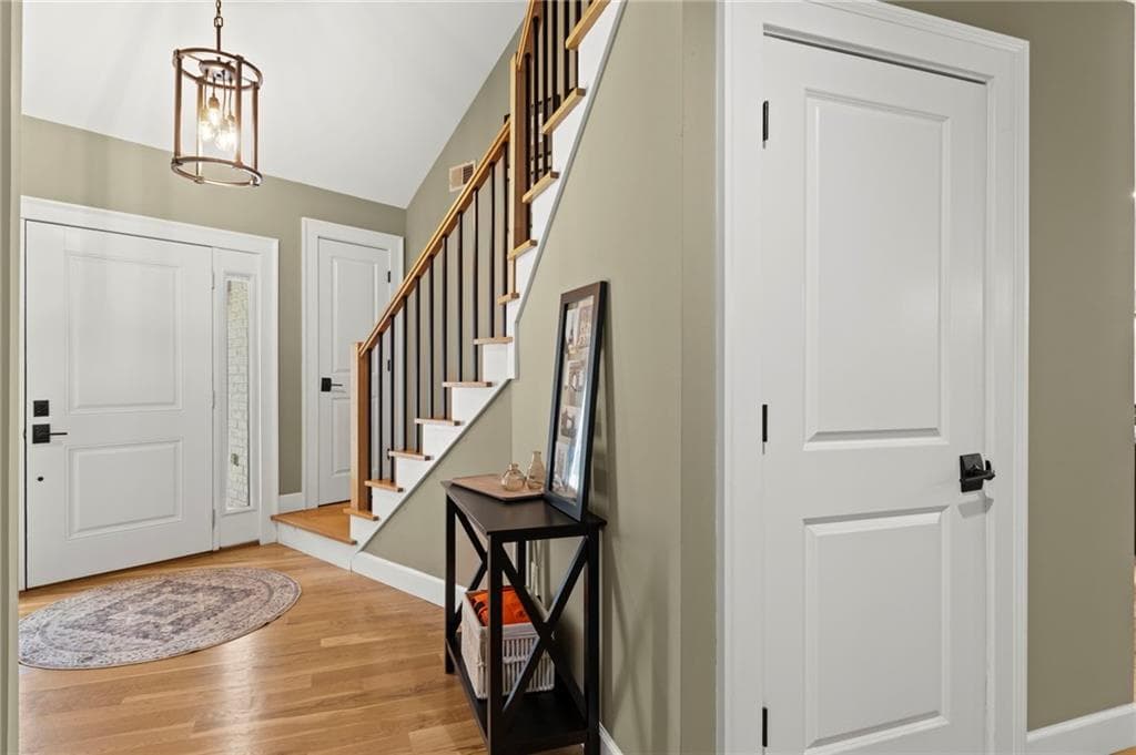 4 bedroom, 4 bathroom, 2,632 sq ft single family residence under contract at 1208 Commonwealth Avenue, Marietta, GA 30064 — photo 5