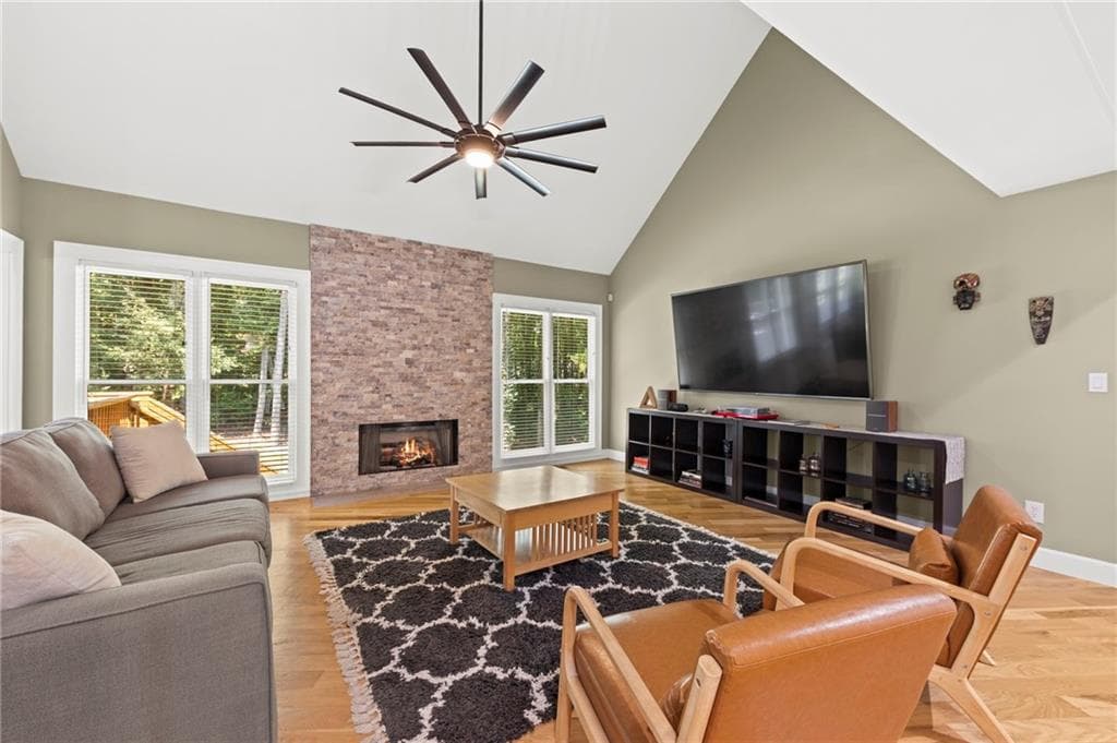 4 bedroom, 4 bathroom, 2,632 sq ft single family residence under contract at 1208 Commonwealth Avenue, Marietta, GA 30064 — photo 7