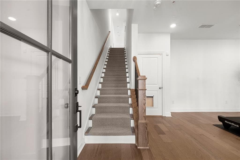 3 bedroom, 3 bathroom, 2,145 sq ft townhouse for sale at 431 Olmstead Way, Alpharetta, GA 30022 — photo 5